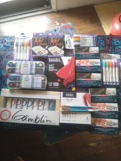 Art supply bundle