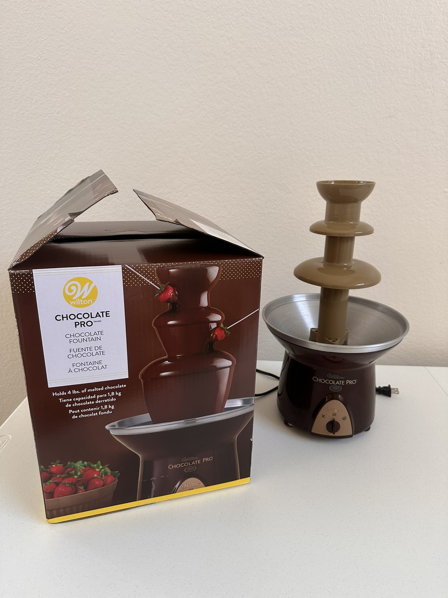 Wilton chocolate Fountain