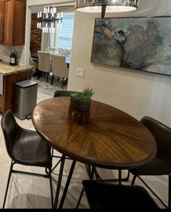 Table and 4 chairs