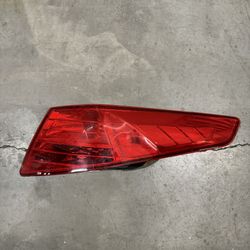 2014 2015 Kia Optima Rear Passenger Right Tail Lamp Light ON BODY 92402-4C500
