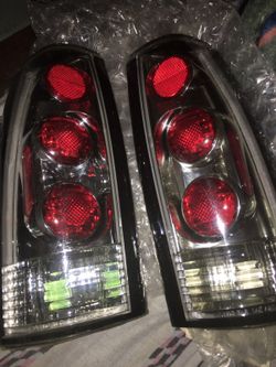 Tail light