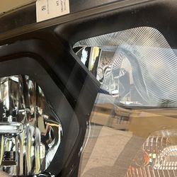 RAM OEM HEADLIGHTS 2021/2023