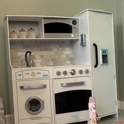 Kids Kitchen With Toys 