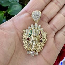 10k Stone Indian Head Charm 