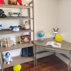 Boy's Desk & Bookshelf Set