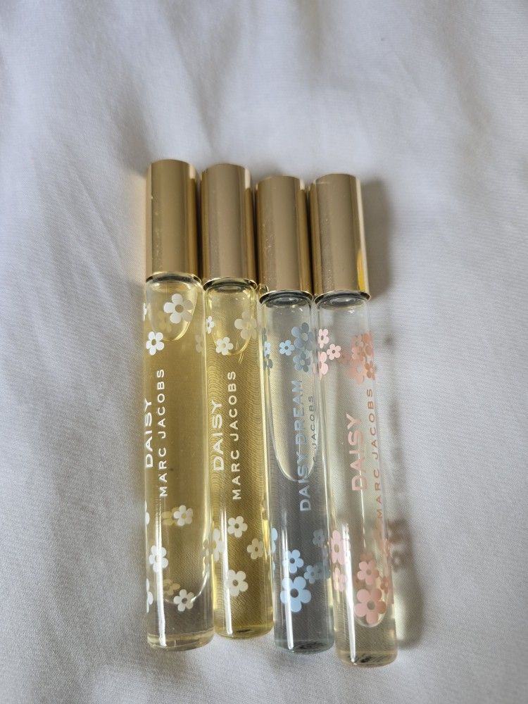 Marc Jacobs Roller Perfume Set