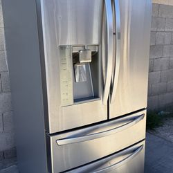 REFRIGERATOR LG 4 DOORS STAINLESS