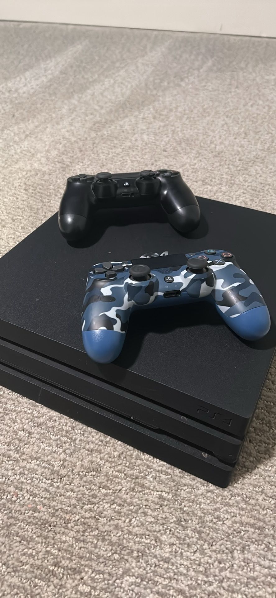 PS4 With Blue Camo Controller