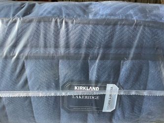 Brand new pillow top king size mattress