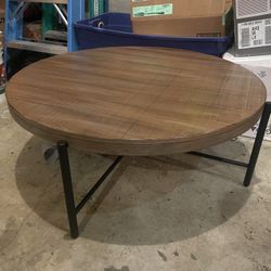 Round Coffee Table 