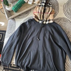 Burberry hoodie 3x - Good Condition 