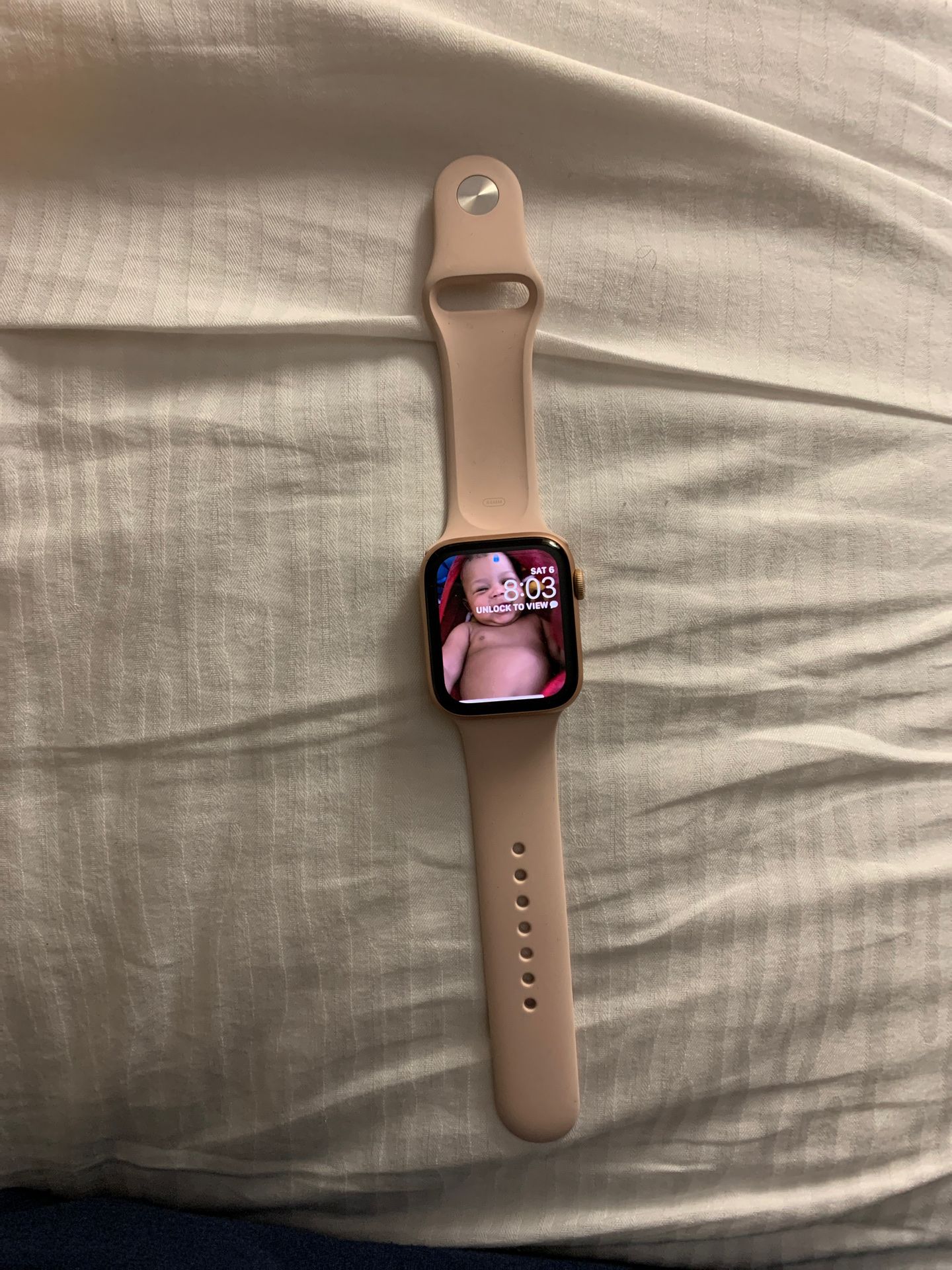 Apple Watch New Series ( 5 )