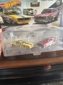 Hot Wheels Premium Car Culture '72 Plymouth Cuda FC Plymouth Duster Funny Car