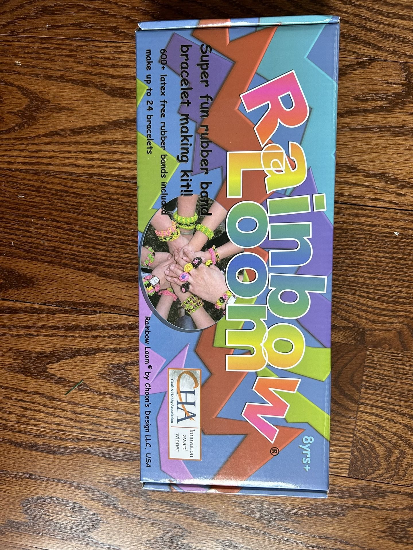 Rainbow Loom Bracelet Kit Bands W/clips. Ages 8+.