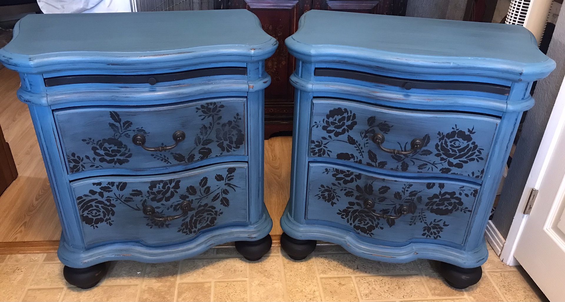 Modern shabby nightstands-price firm