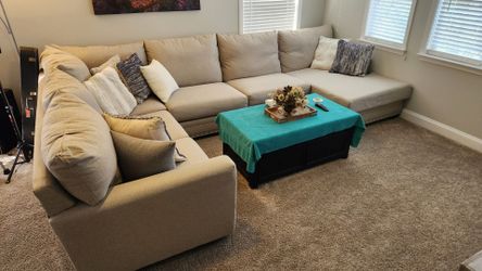 Large 6 seat Heavener sectional