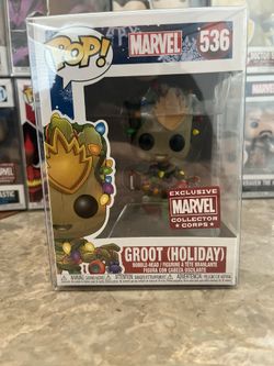 Funko #536 Groot Holiday