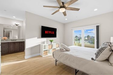 Toshiba 70” SMART TV 4K UHD – Wall Mount Only – $175 – MUST GO TOMORROW