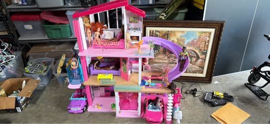 Barbie dream house with extras