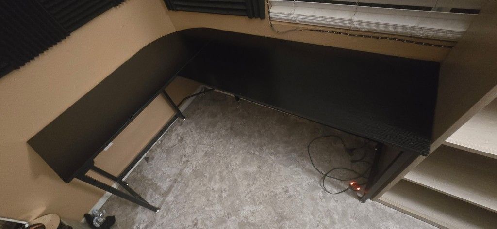 Black L Shaped Desk