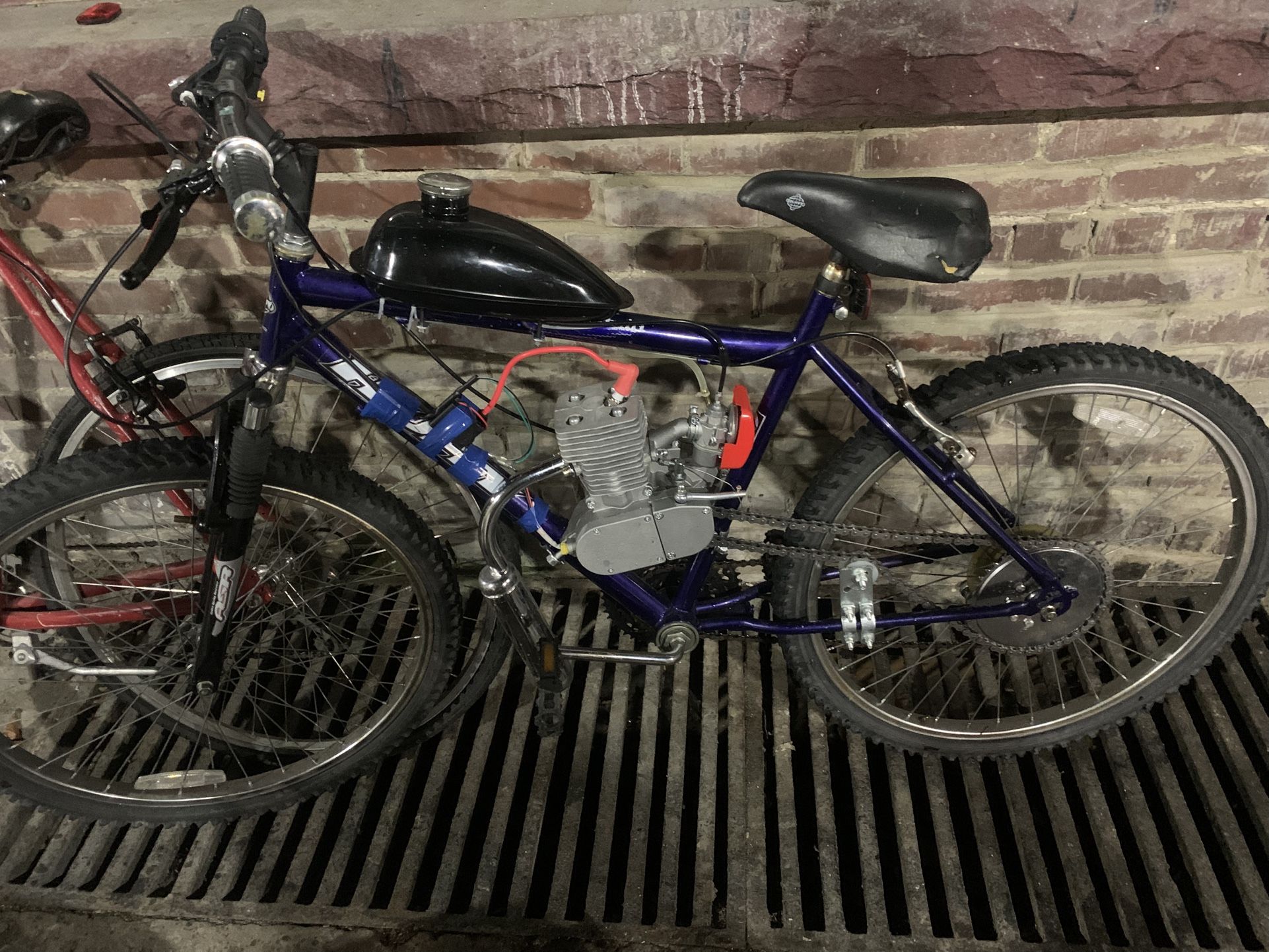 STOLEN STOLEN STOLEN 100ccHigh Performance Motorized 26 Inch Mountain Bike