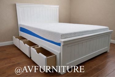 White Full Bed w 3 Drawers and 10” Foam Mattress
