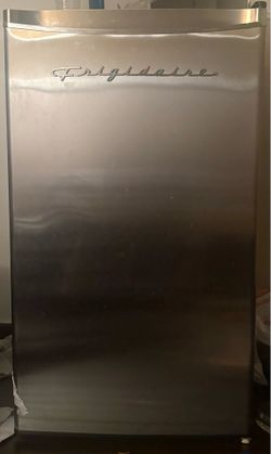 Frigidaire mini fridge