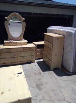 Antique bedroom set