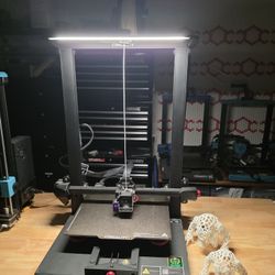 Creality CR-10 Smart Pro 3D printer bundle with $300 worth of extras.