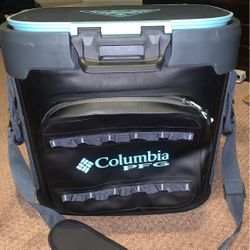 Columbia  PFG  Leakproof High Performance Cooler