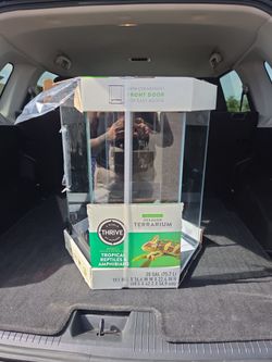 brand new tropical  hexagon terrarium