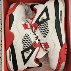 Jordan 4 Fire Red