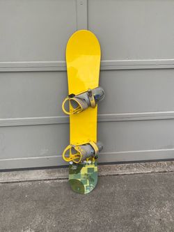 Burton Feather Snowboard with Bindings - Size 145cm