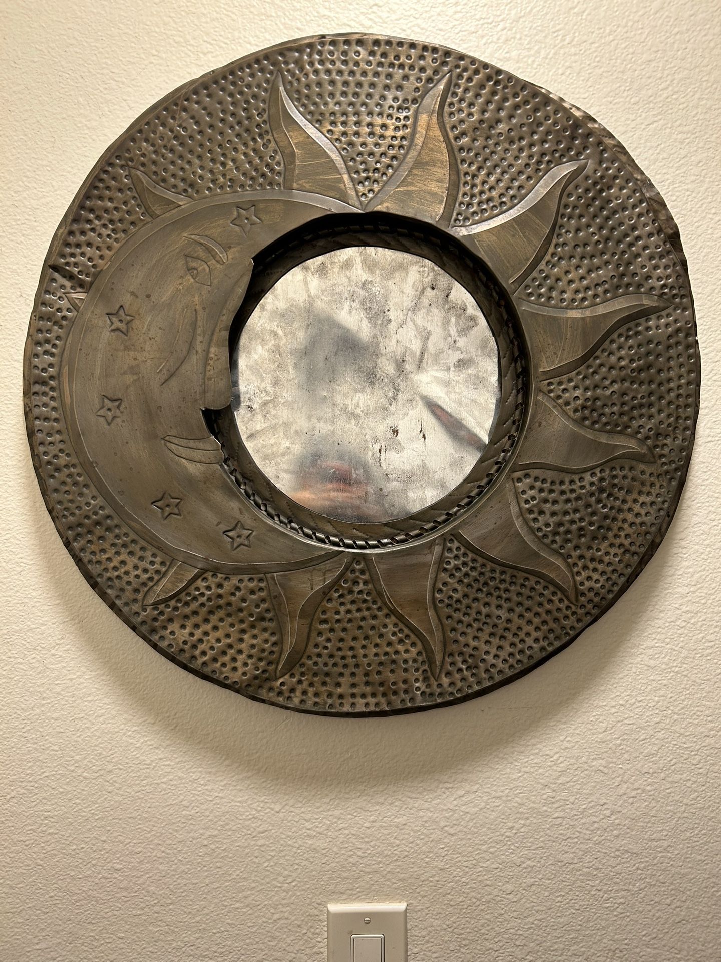 Round Sun/Moon Punched Brass/tin Mirror Decor