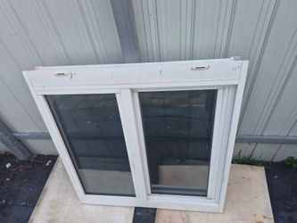 Ventana de Aluminio Contra impacto.