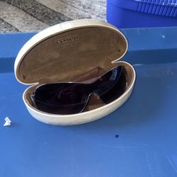 Coach Sunglasses With Creme Color Coach Case 