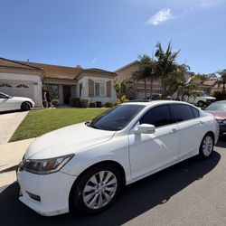 2014 Honda Accord – 124K Miles – Leather – Ice Cold A/C – Well Maintained
