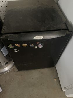 Whirlpool Mini Fridge 