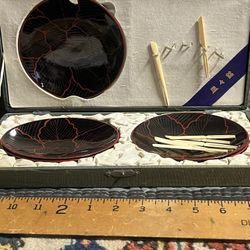 Vintage Japanese Lacquered Appetizer Plates With Pics In Original Box 