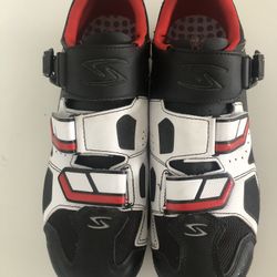 SERFAS CYCLING SHOES M11/45 *like New*