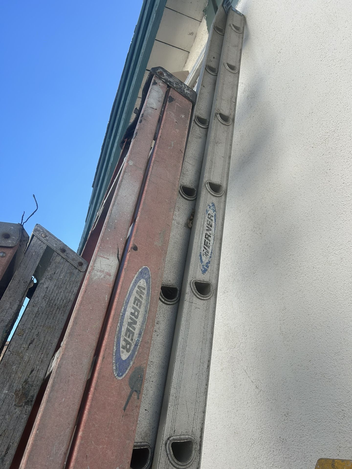 24. Foot Ladder