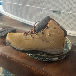 Columbia Men’s Waterproof Boot 