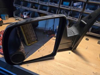 2007 to 2010 tundra driver side mirror