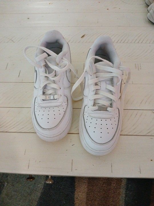Nike Air Force 1