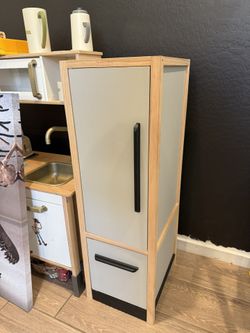Hearth And Hand Play Refrigerator
