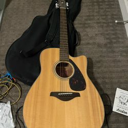 YAMAHA Guitar AND Amplifier