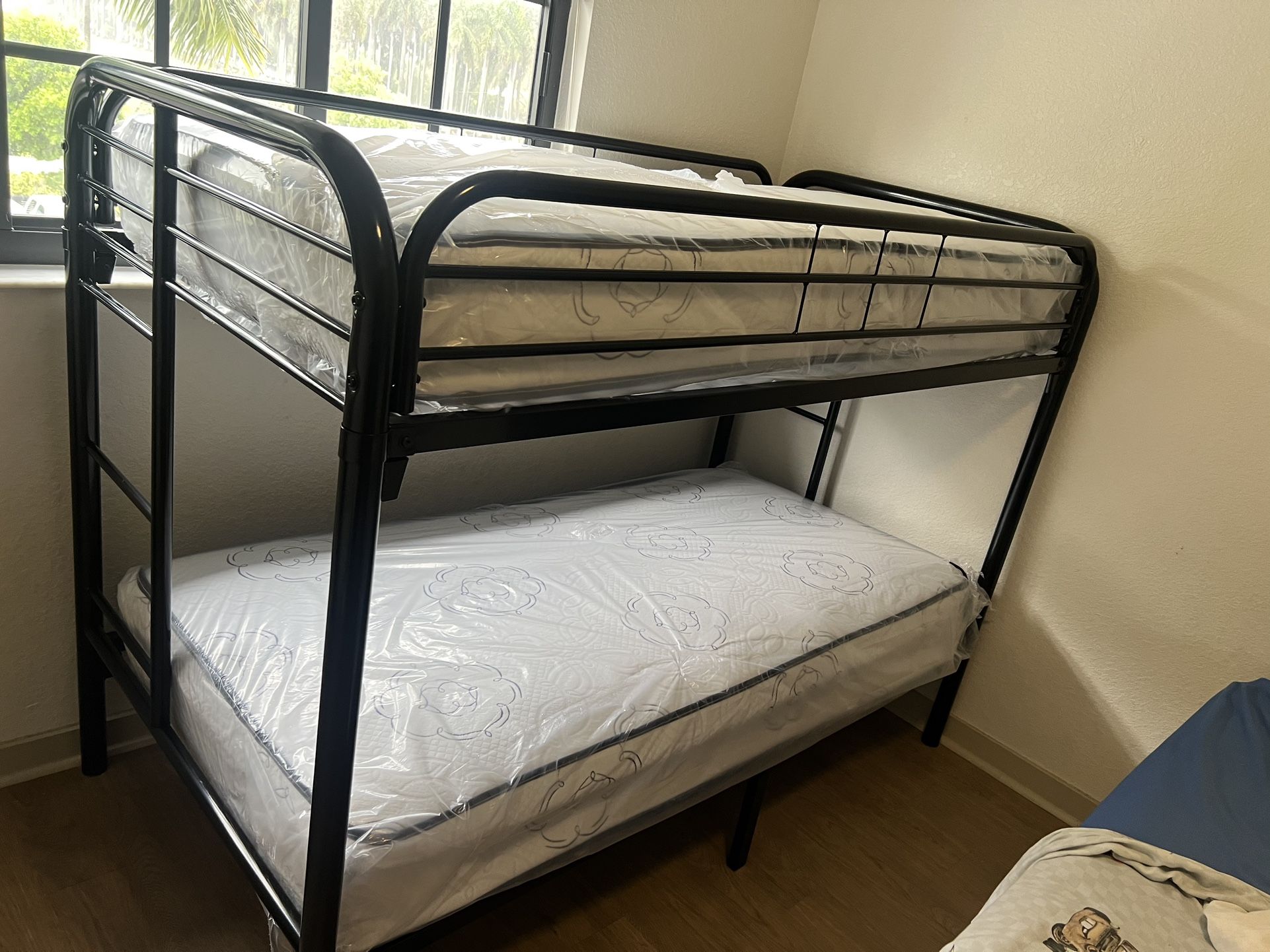 Twin over Twin bunk beds frame and free delivery in box with the mattress and