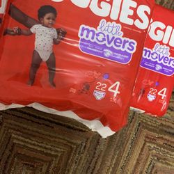 Huggies little smugglers size 4