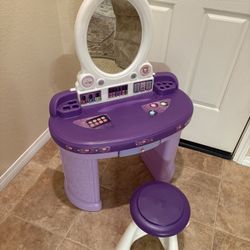 STEP 2 Kids Vanity Set