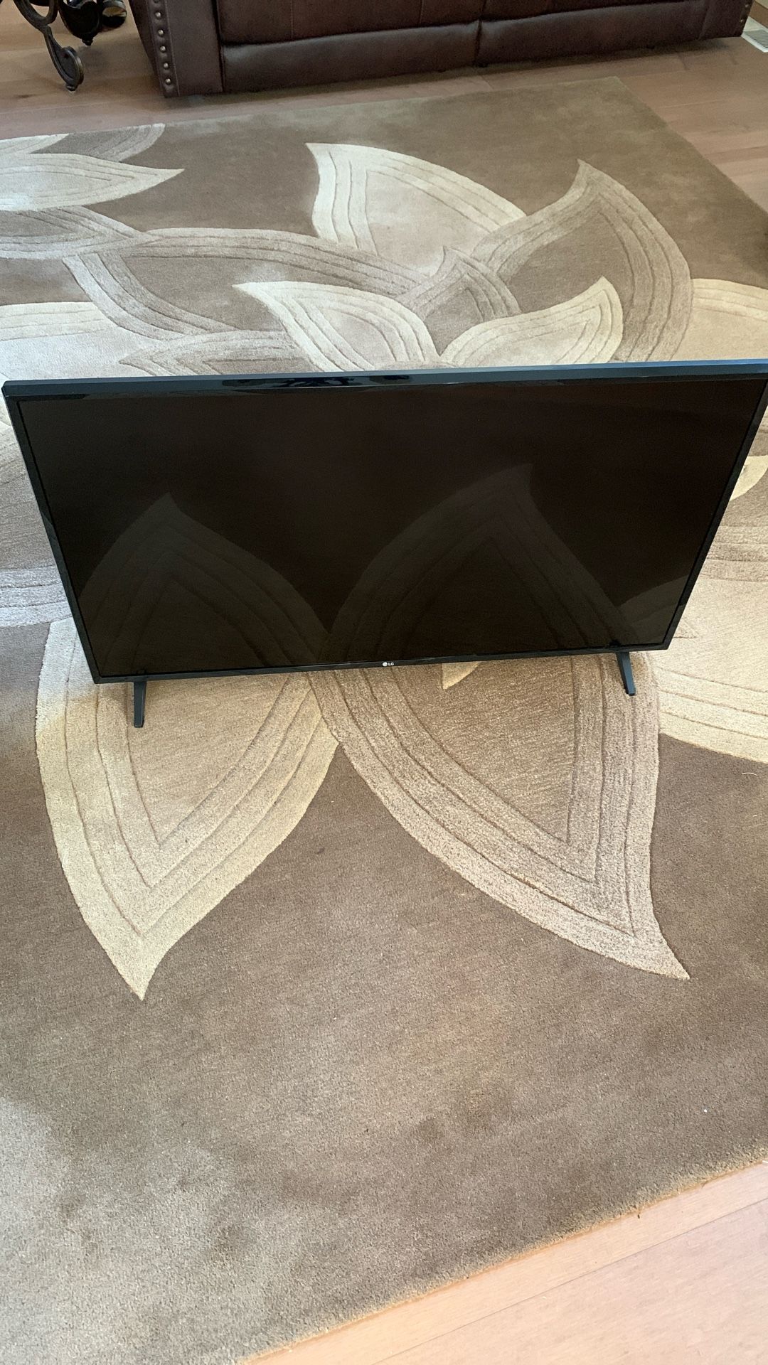 LG 4K TV